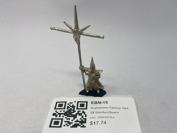 Warhammer Fantasy, Dark Elf Standard Bearer EBN-15