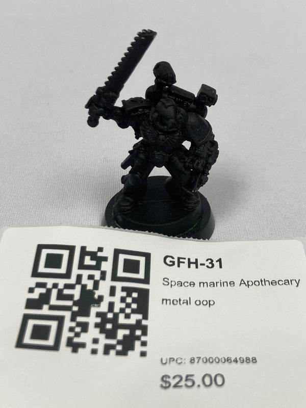 Space marine Apothecary metal oop GFH-31