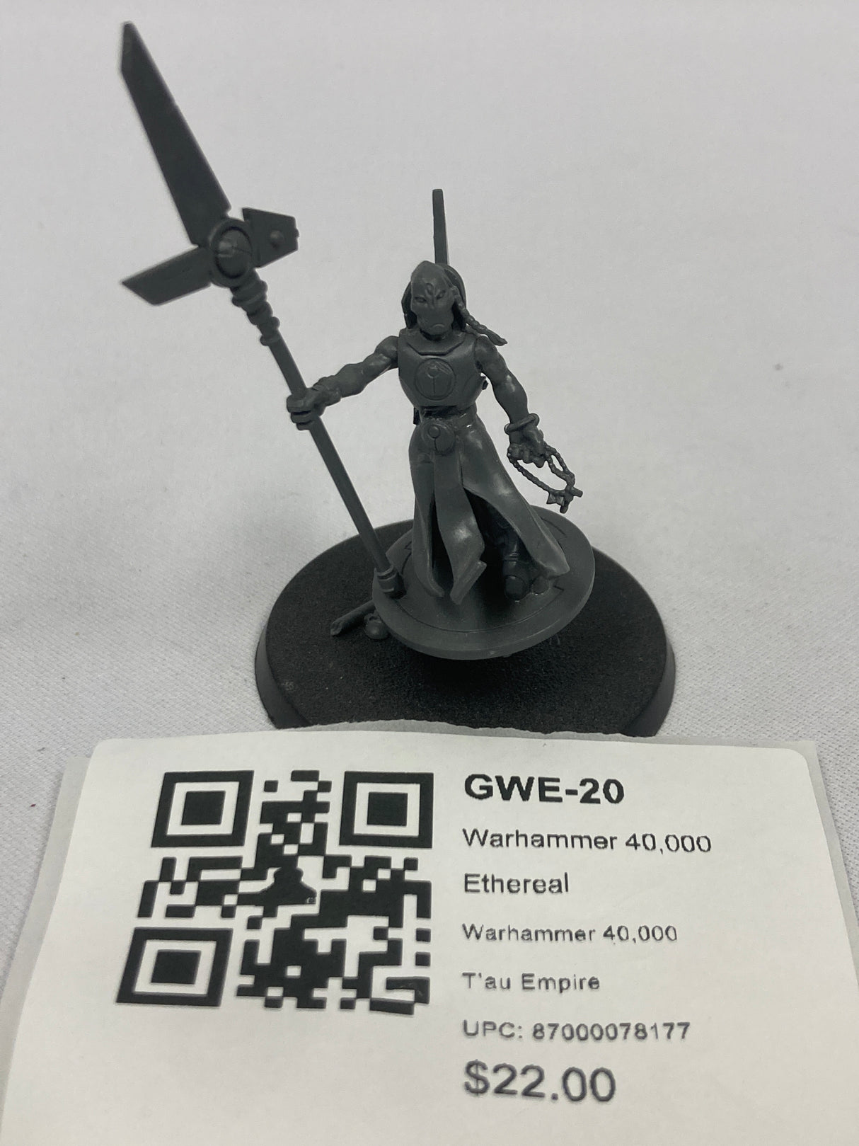 Warhammer 40,000 Ethereal GWE-20