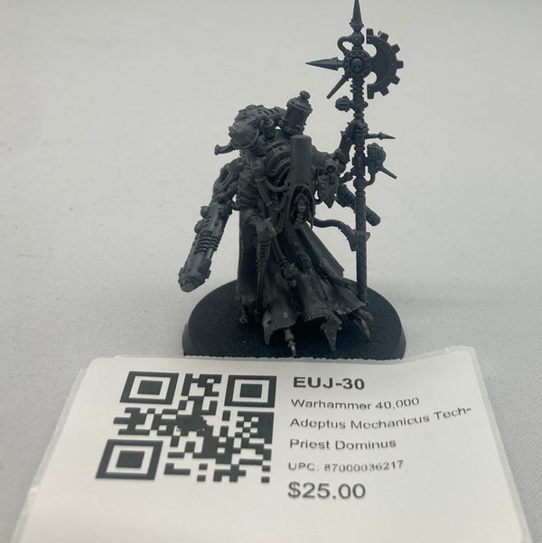 Warhammer 40,000 Adeptus Mechanicus Tech-Priest Dominus EUJ-30
