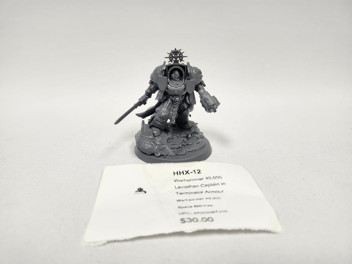 Warhammer 40,000 Leviathan Captain in Terminator Armour HHX-12