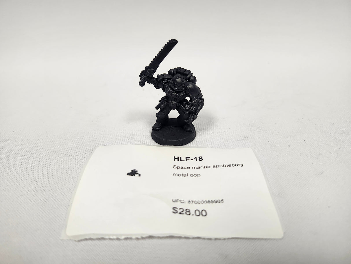 Space marine apothecary metal oop HLF-18