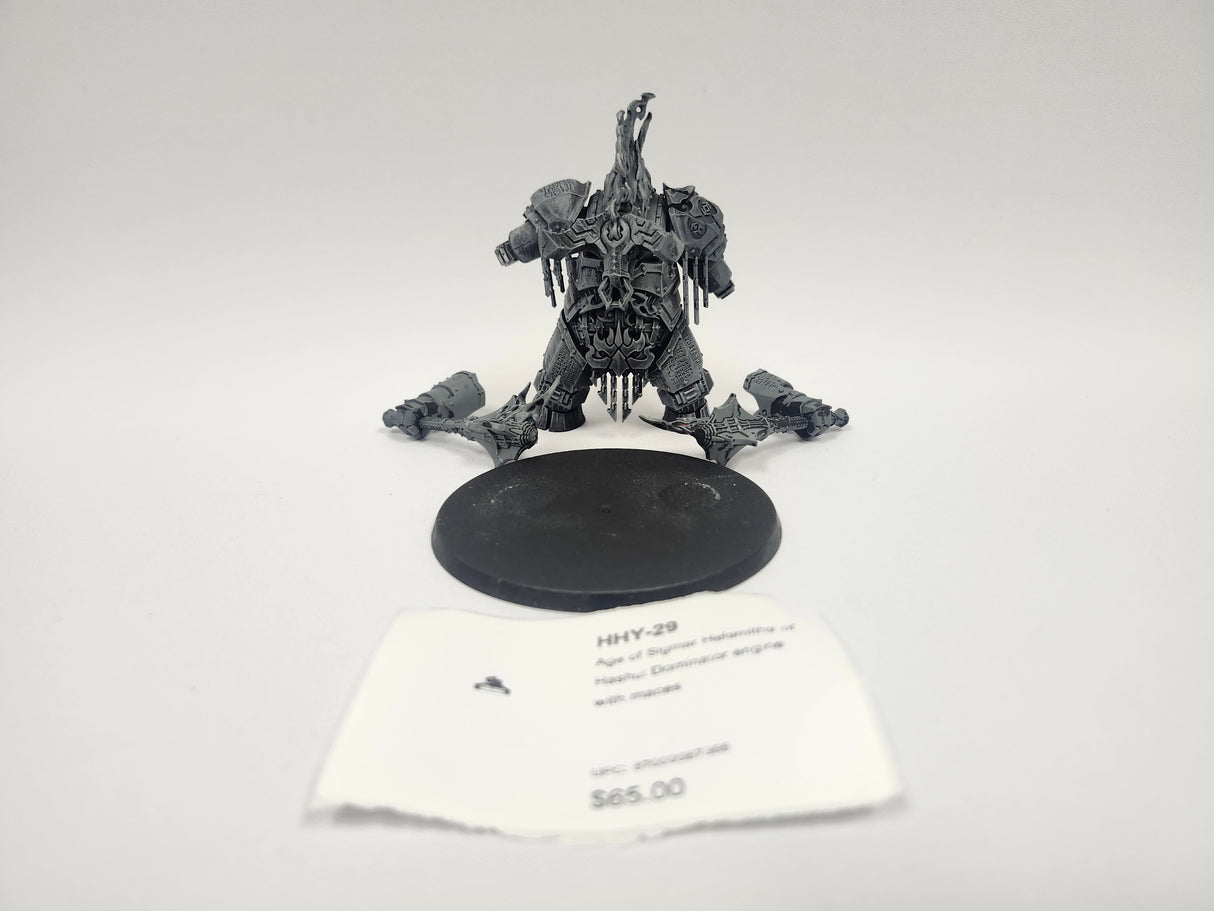 Age of Sigmar Helsmiths of Hashut Dominator engine with maces HHY-29