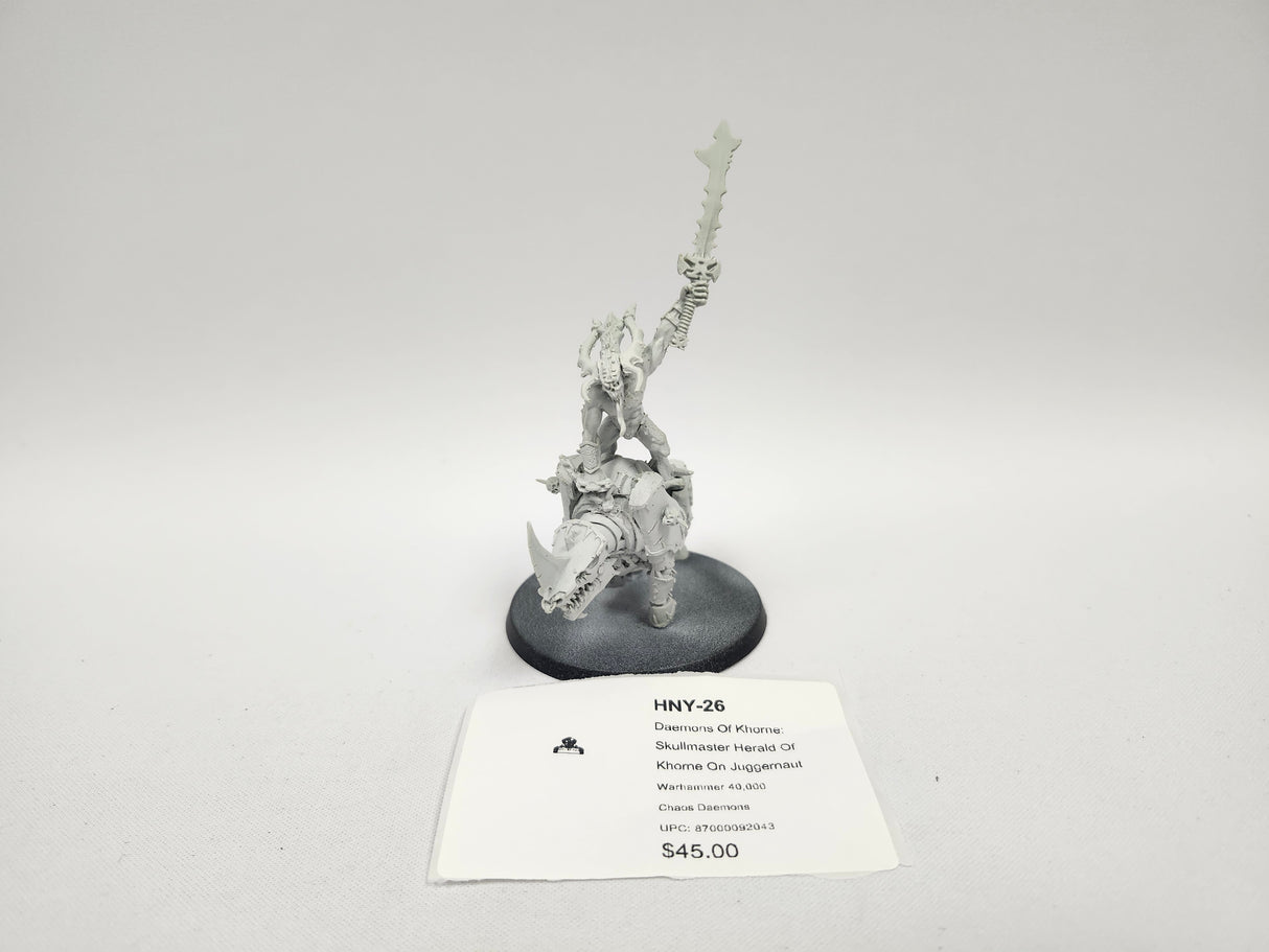 Daemons Of Khorne: Skullmaster Herald Of Khorne On Juggernaut HNY-26
