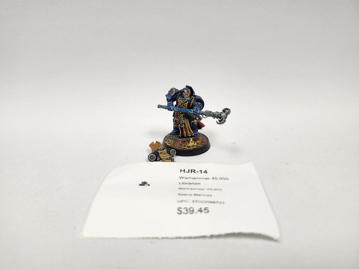 Warhammer 40,000 Librarian HJR-14
