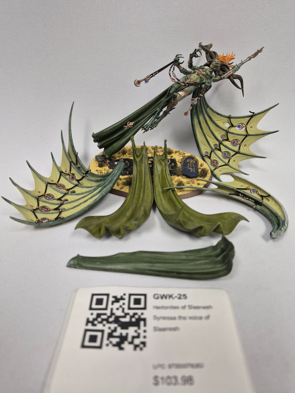 Hedonites of Slaanesh Synessa the voice of Slaanesh GWK-25