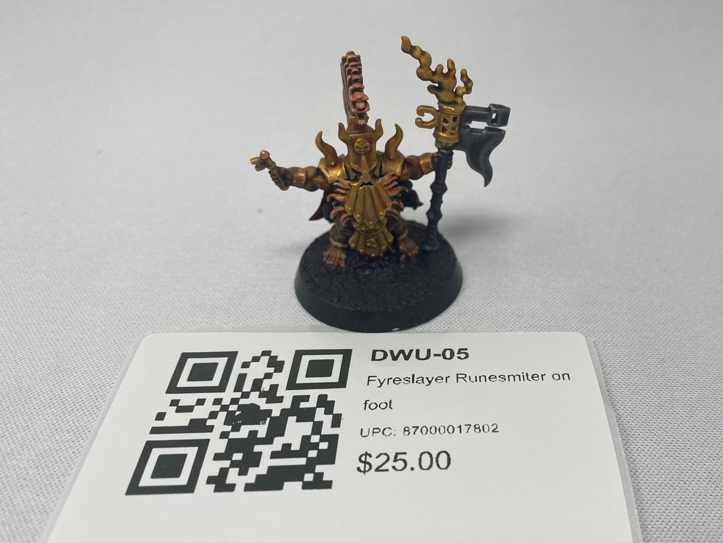 Fyreslayer Runesmiter on foot DWU-05
