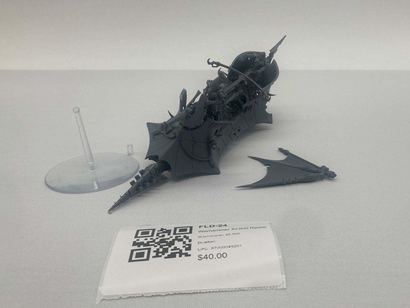 Warhammer 40,000 Raider FLD-24