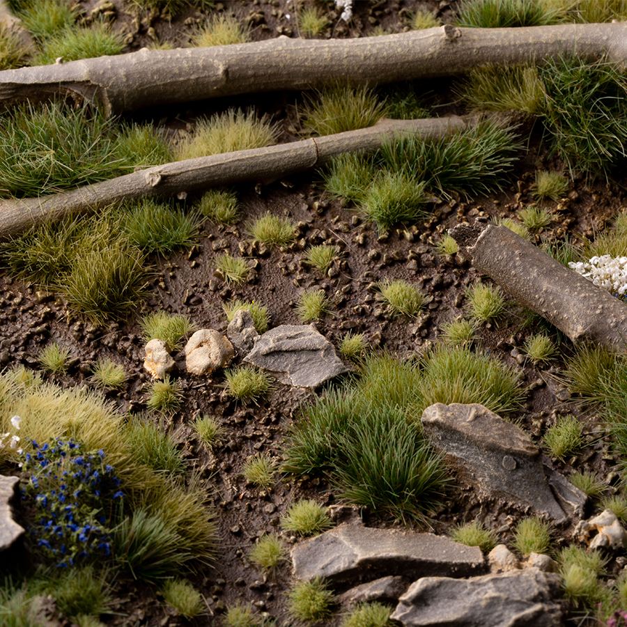 Tiny Light Green - diorama