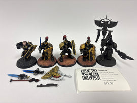 Warhammer 40,000 Custodian Guard Squad GNV-17