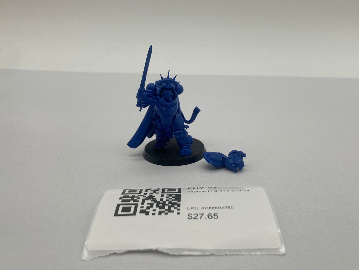 captain in gravis armour FHY-03