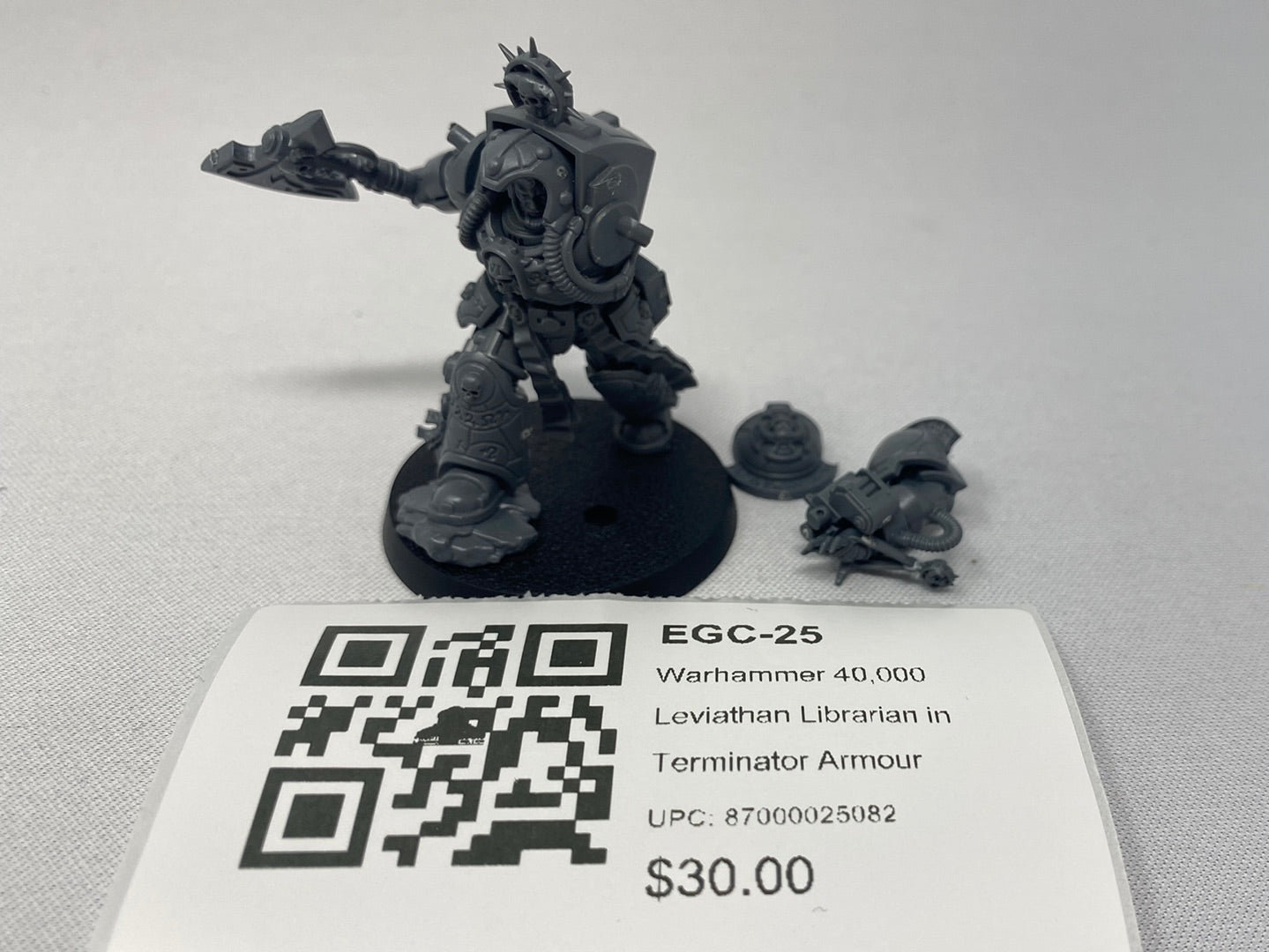 Warhammer 40,000 Leviathan Librarian in Terminator Armour EGC-25