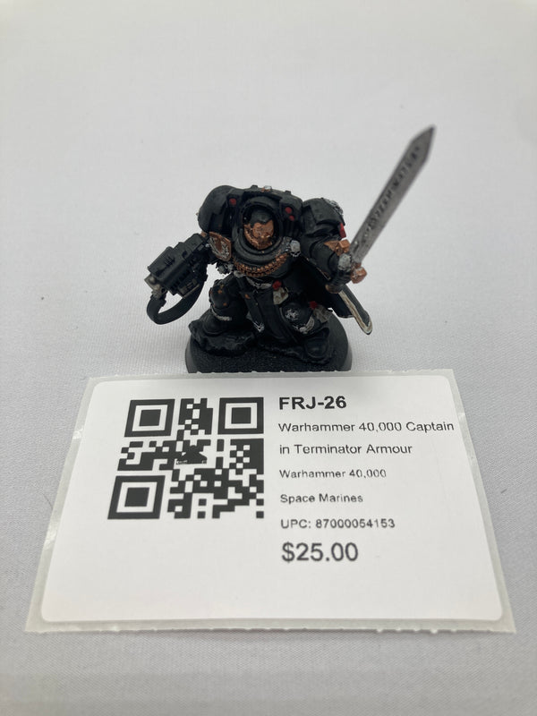 Warhammer 40,000 Captain in Terminator Armour FRJ-26