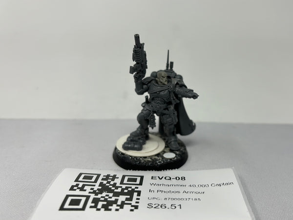 Warhammer 40,000 Captain In Phobos Armour EVQ-08
