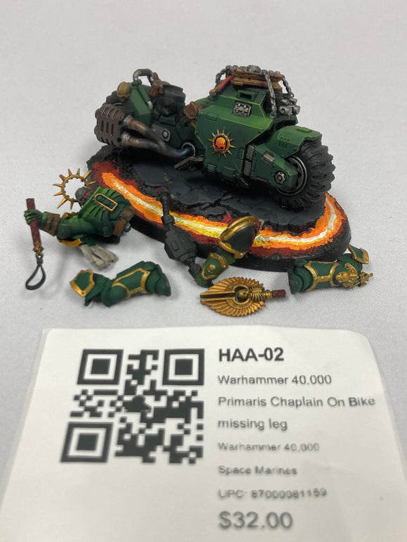 Warhammer 40,000 Primaris Chaplain On Bike missing leg HAA-02