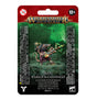 Front of a red, green, and black Warlock Galvaneer package, showing a painted ratlike figure with an ornate weapon and green energy. The card reads “WARHAMMER AGE OF SIGMAR,” “SKAVEN,” and “WARLOCK GALVANEER.”