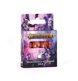 Retail box for Warhammer Age of Sigmar Hedonites of Slaanesh dice, with pink and purple fantasy warrior artwork and a hang tab. A window reveals marbled pink and red dice marked with gold symbols. Gold "WARHAMMER AGE OF SIGMAR" logo, "16 DICE DÉS" at top right, and "HEDONITES OF SLAANESH DICE" at the bottom.