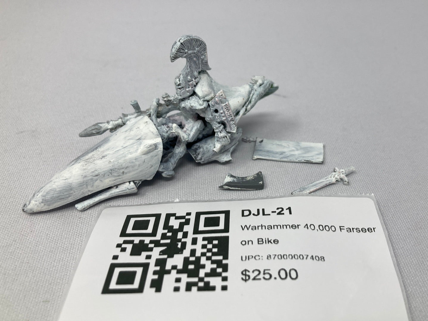 Warhammer 40,000 Farseer on Bike DJL-21