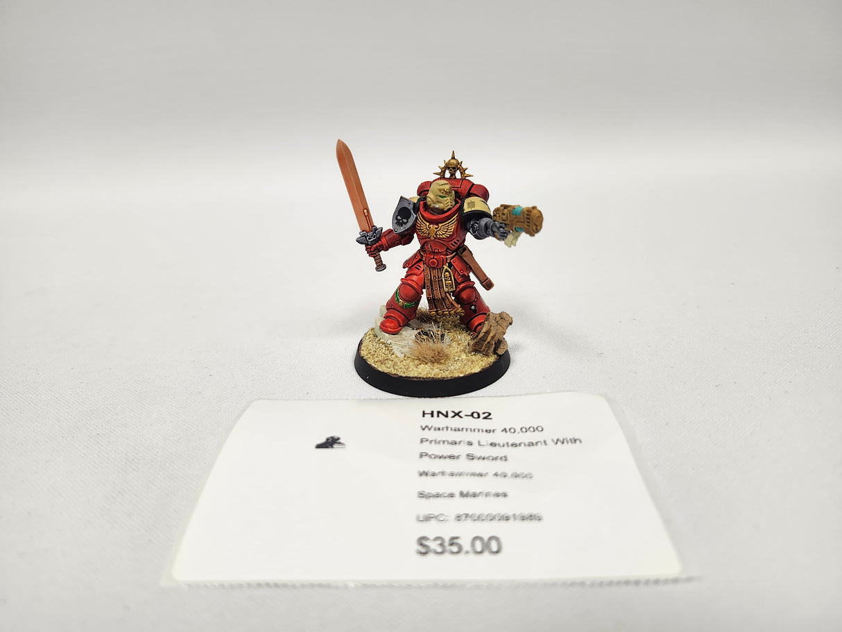 Warhammer 40,000 Primaris Lieutenant With Power Sword HNX-02