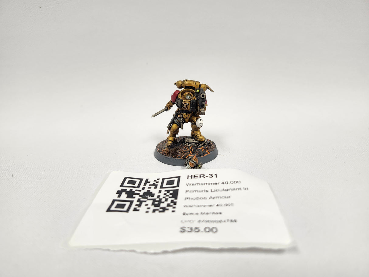 Warhammer 40,000 Primaris Lieutenant in Phobos Armour HER-31