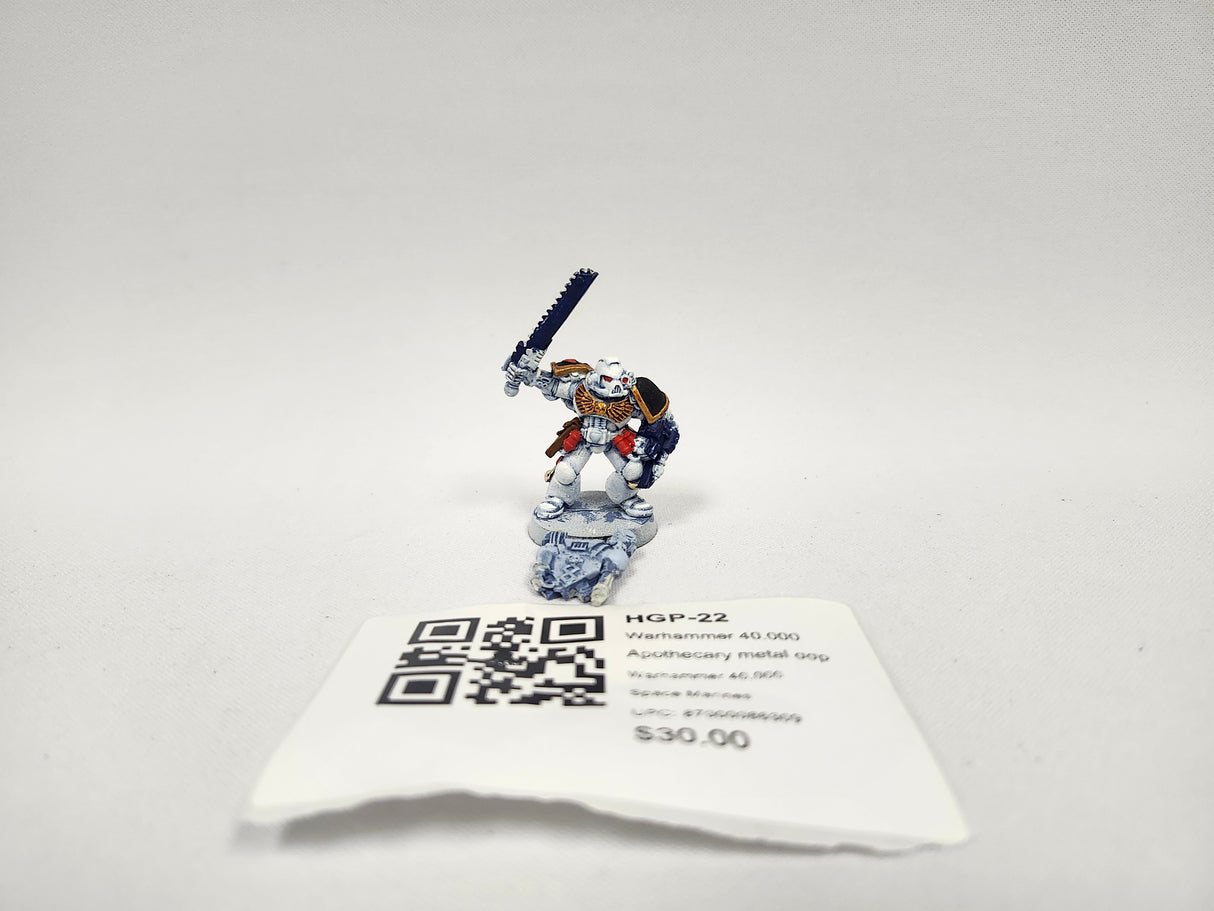 Warhammer 40,000 Apothecary metal oop HGP-22