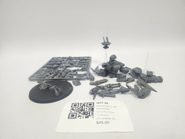 Warhammer 40,000 Commander HAT-24