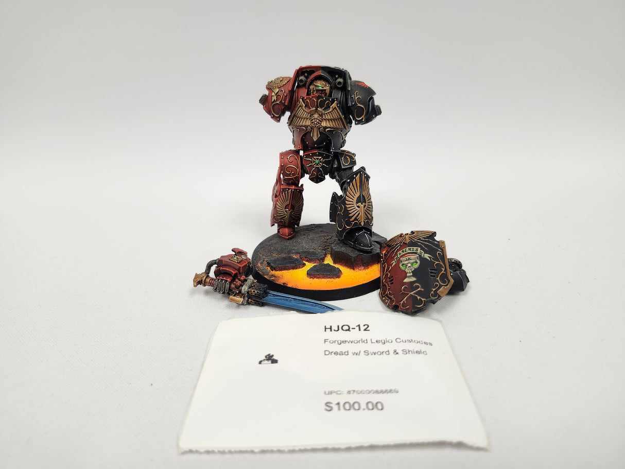 Forgeworld Legio Custodes Dread w/ Sword & Shield HJQ-12