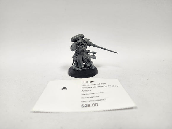Warhammer 40,000 Primaris Librarian In Phobos Armour HHI-25