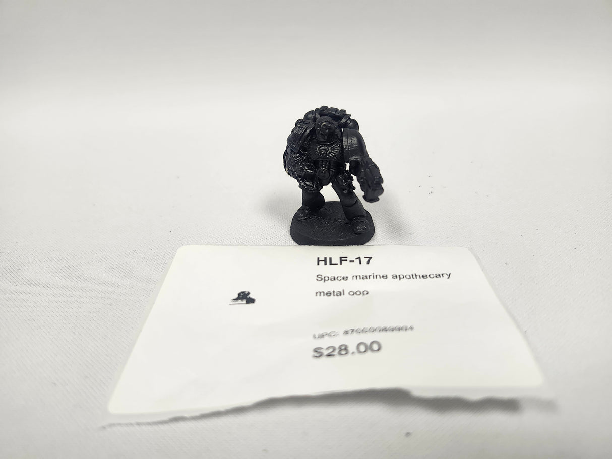 Space marine apothecary metal oop HLF-17