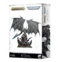 Box for the Be’lakor miniature, showing a dark armored, horned figure with huge tattered wings, chains and a glowing teal sword on a skull-strewn base; the side shows another view. Front text reads “WARHAMMER AGE OF SIGMAR,” “WARHAMMER 40,000” and “BE’LAKOR THE DARK MASTER.”